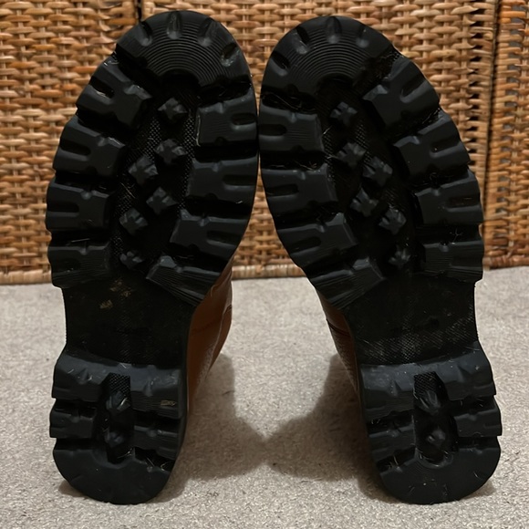 Madewell Citywalk Lugsole Chelsea Boots - Picture 5 of 7